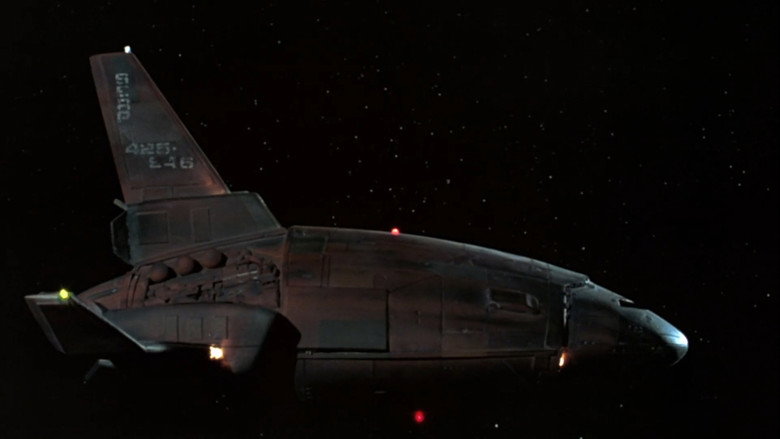 Space Raiders still 3