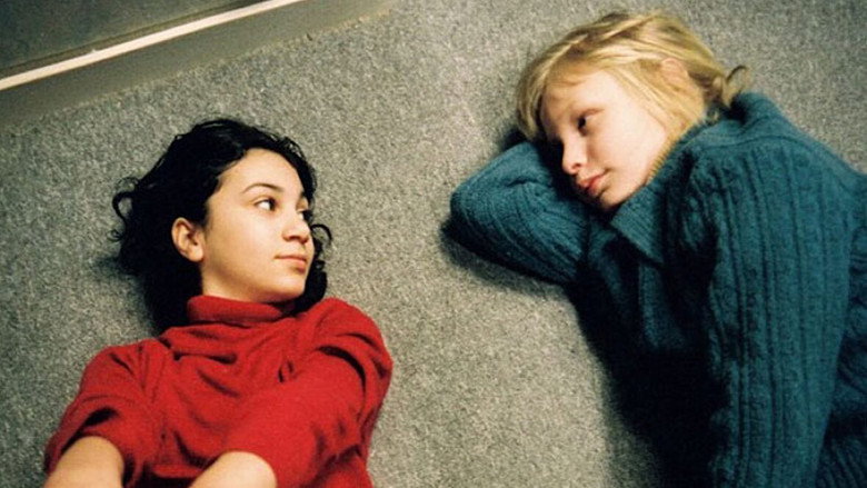 Let the Right One In still 2
